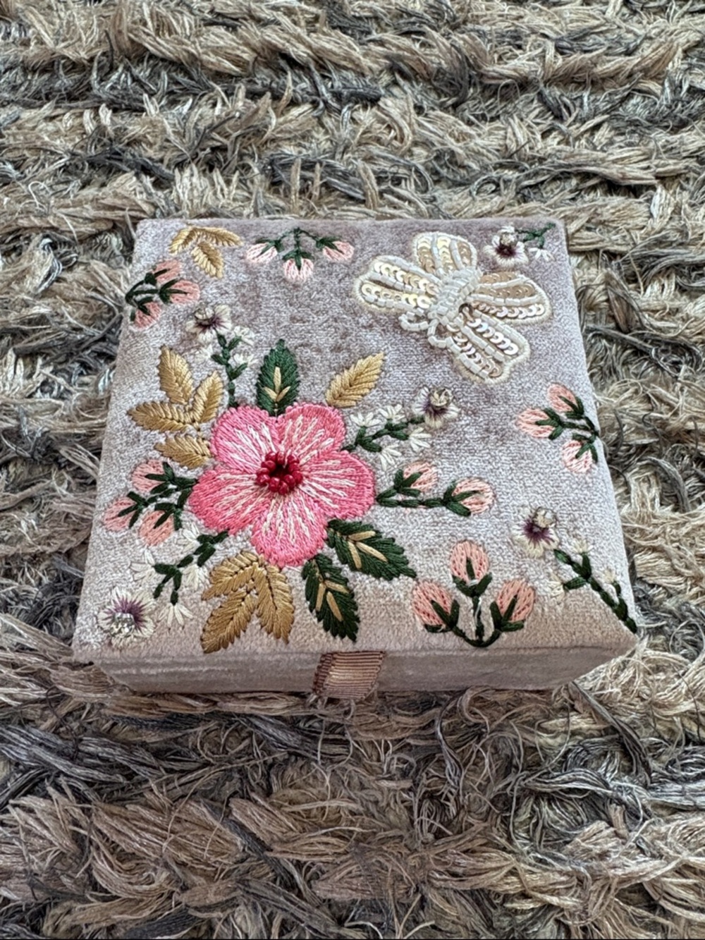 Hand Crafted Pink & Green Floral Embroidered Velvet Jewelry Box New